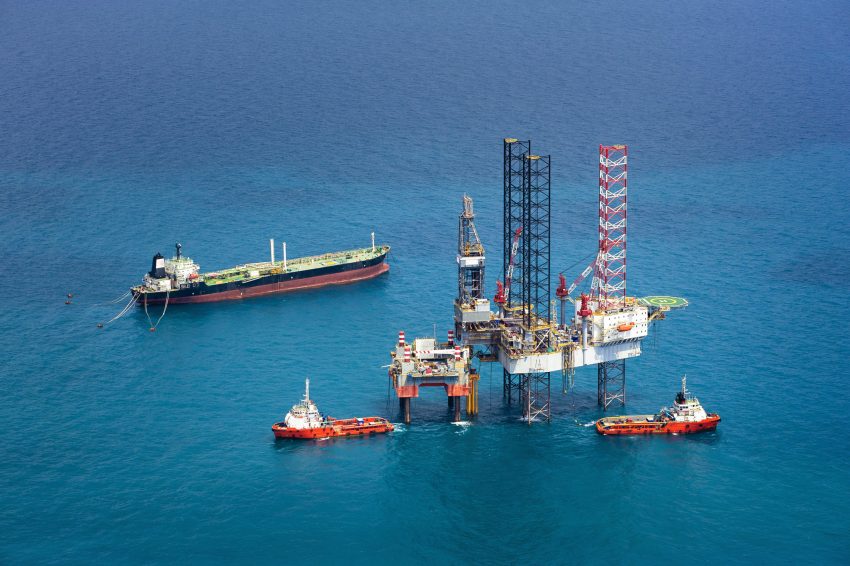 Offshore oil rig drilling platform in the gulf of Thailand 2015.
